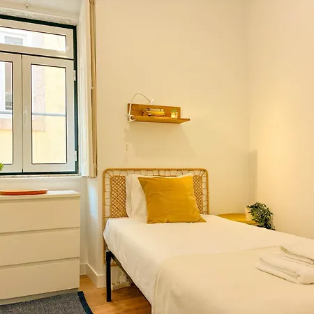 Principe Real - 2 Bedroom With Terrace *