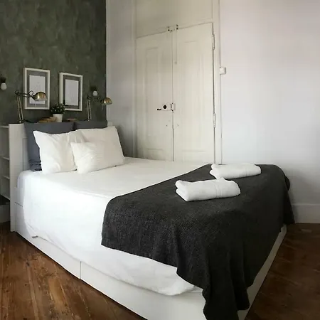 Apartment Principe Real - 2 Bedroom With Terrace Lissabon