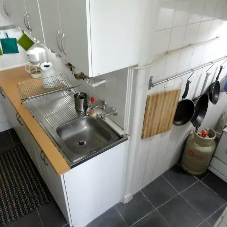 Lägenhet Principe Real - 2 Bedroom With Terrace Lisboa