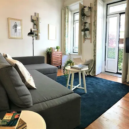 Principe Real - 2 Bedroom With Terrace Apartament