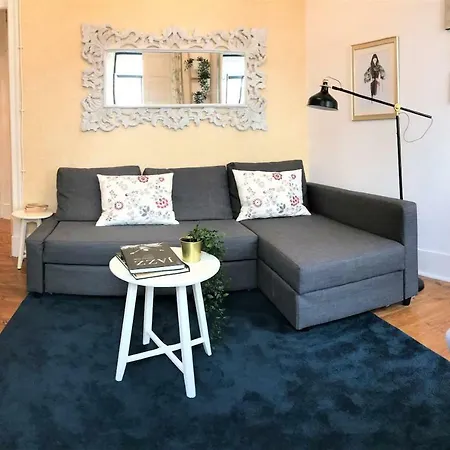 Apartment Principe Real - 2 Bedroom With Terrace Lissabon